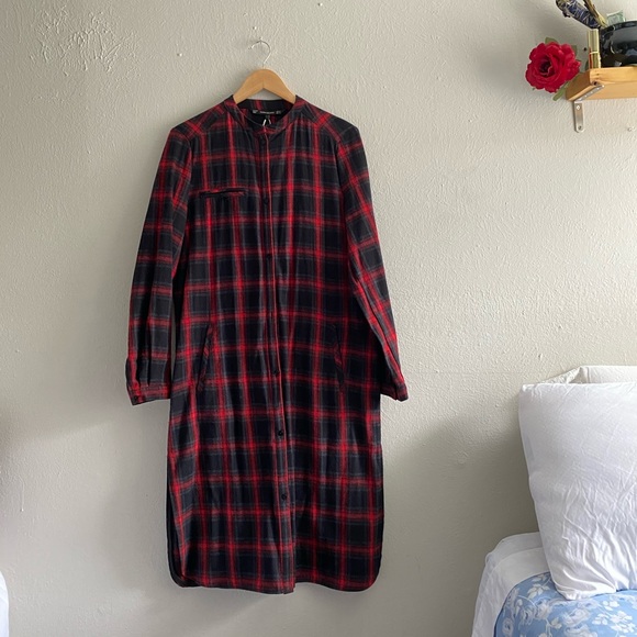 Portland Oregon 1990 Flannel Outerwear - Picture 2 of 15